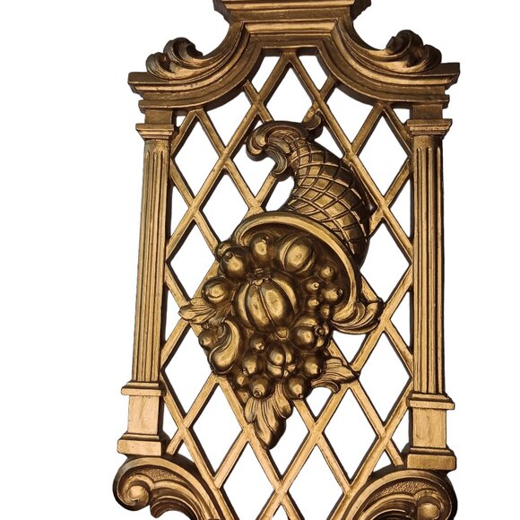 1970’s Hollywood Regency Gold Wall Plaques Set Of Two Dart Industries Syroco - Picture 11 of 14